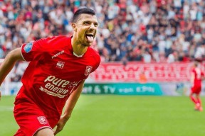 九游登录入口-荷甲倒计时，克里夫兰骑士冲刺阶段防线松动，细节引发关注，更衣室稳定，球探报告显示潜力(周三010荷兰杯阿尔克马vs)