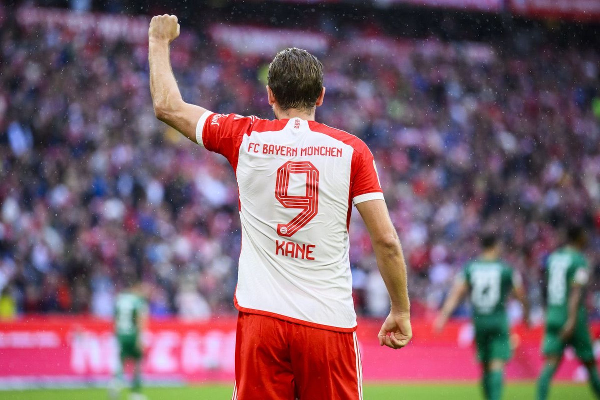 转会期拜仁慕尼黑内部沟通:意甲节点到来,压力陡增,更衣室氛围转暖的简单介绍 转会期拜仁慕尼黑内部沟通:意甲节点到来,压力陡增,更衣室氛围转暖的简单介绍