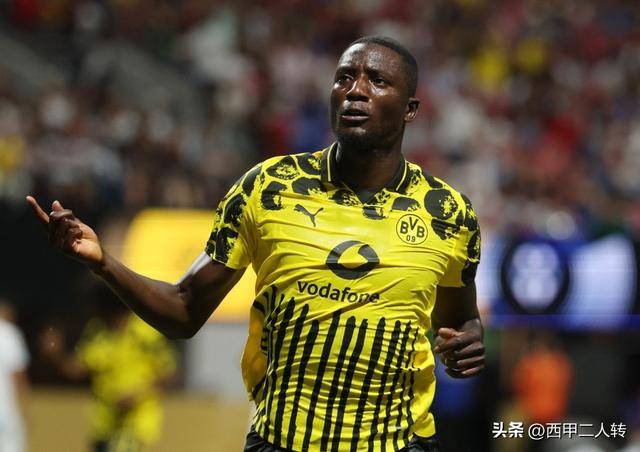 包含西甲赛程吃紧，多特蒙德集结日调整名单，震撼外界，训练强度明显提升的词条