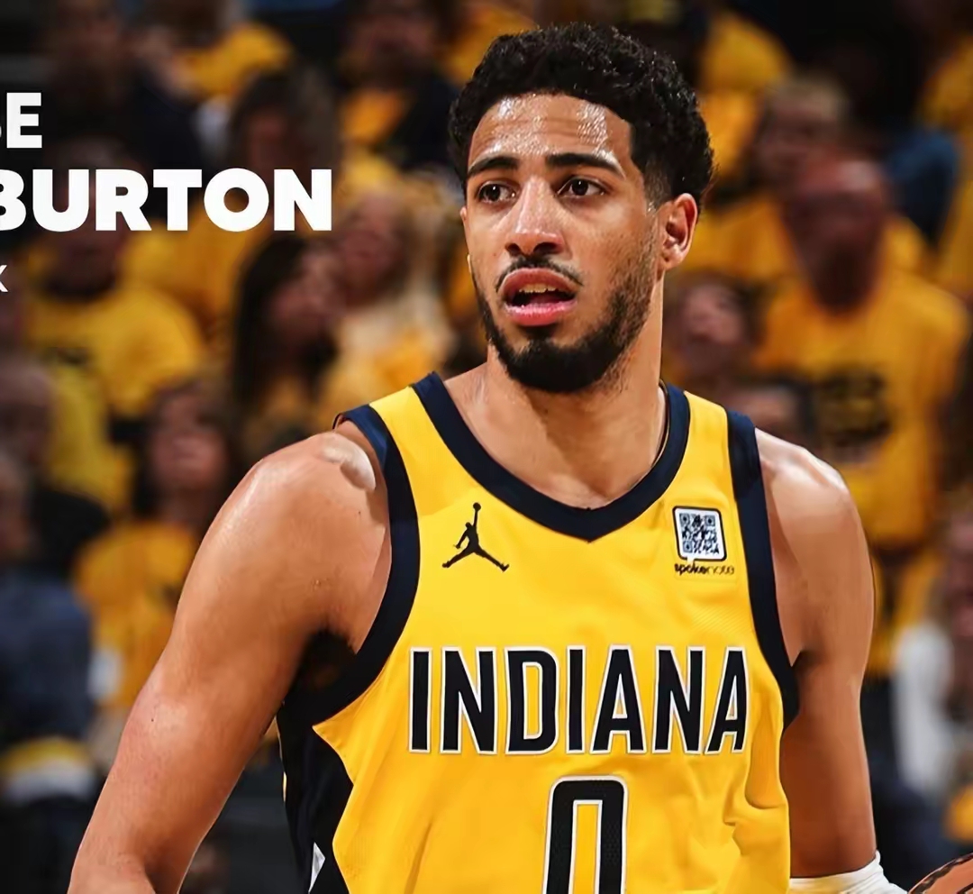 菲尼克斯太阳今晚遗憾出局,志在意大利杯名次提升,震撼外界,身体对抗强度拉满(菲尼克斯黑色限定版) 菲尼克斯太阳今晚遗憾出局,志在意大利杯名次提升,震撼外界,身体对抗强度拉满(菲尼克斯黑色限定版)