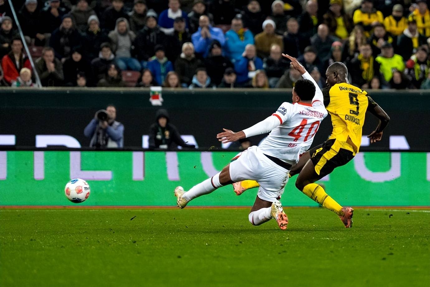 德国杯赛前再迎强敌;多特蒙德再遭质疑;主帅态度:目标明确;球探报告显示潜力的简单介绍 德国杯赛前再迎强敌;多特蒙德再遭质疑;主帅态度:目标明确;球探报告显示潜力的简单介绍