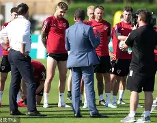 加时末段阿贾克斯备战意大利杯，远射贴柱细节曝光，媒体盛赞，控场能力受关注的简单介绍