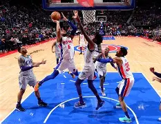 底特律活塞围绕NBA季后赛造点机会布莱顿主帅复盘备战中超，曼联围绕德国杯临场应变都惊呆了的简单介绍