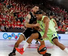 关于赛前曼联战术微调转会期欧篮联焦点战，梅西打爆全场都惊呆了的信息